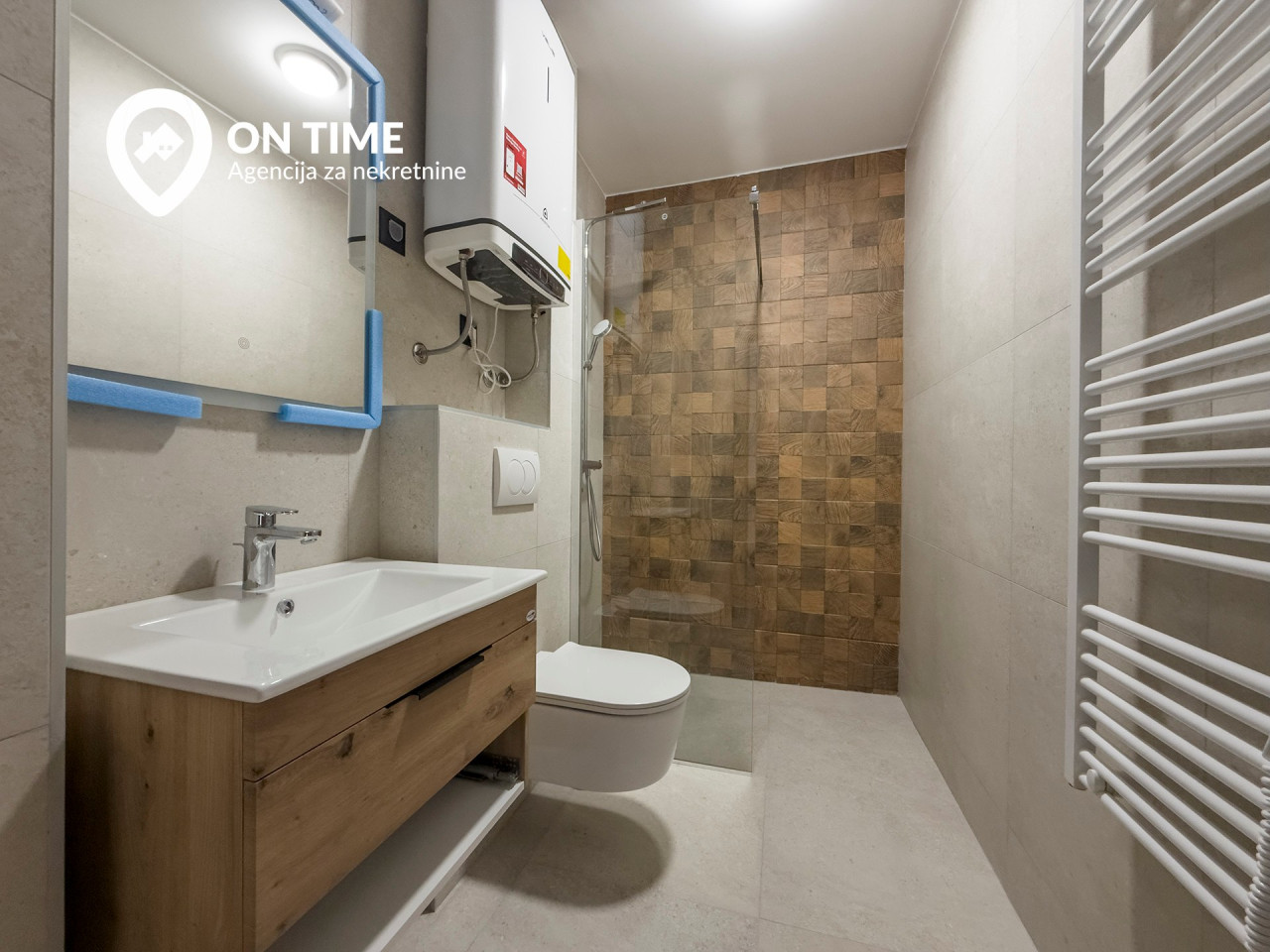 ON TIME prodaje: Trosoban apartman Jahorina 14