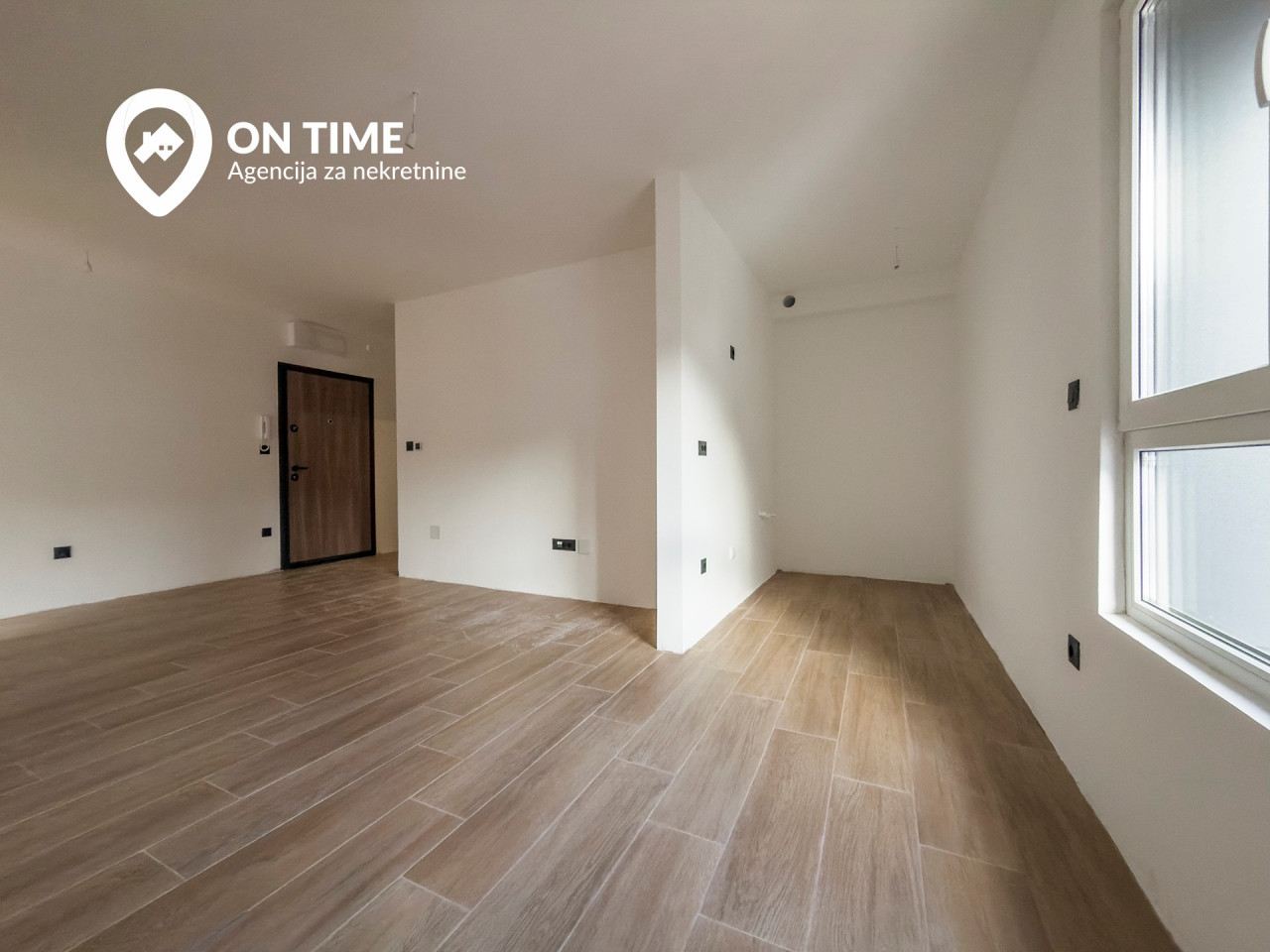 ON TIME prodaje: Trosoban apartman Jahorina 6