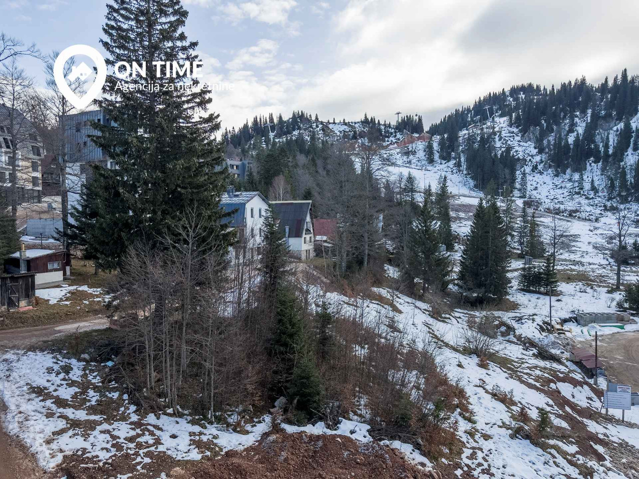 ON TIME prodaje: Trosoban apartman Jahorina 7