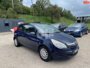 OPEL CORSA 1,2 BENZIN 2013g KLIMA