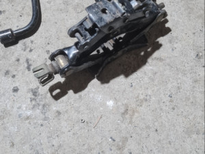 Dizalica za auto autodizalica oprema za auto dizalice