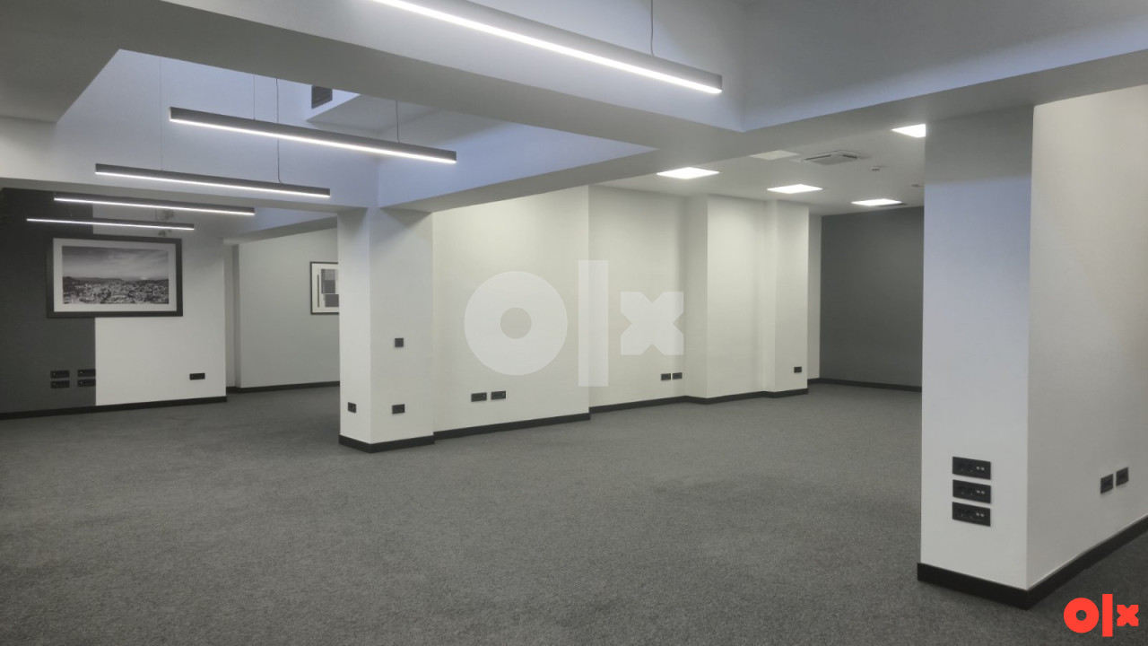 Poslovni prostor BULEVAR Ilidža 2224m2 13