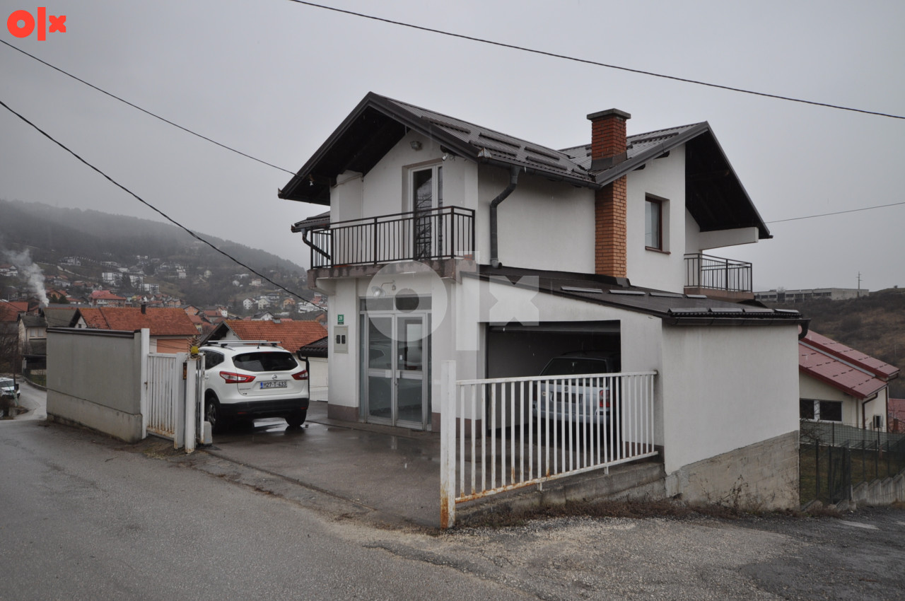 Troetažna kuća -Orahov brijeg 2