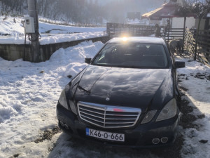 Mercedes-Benz E 200 moze zamjena za kombi termoking po mogucnosti