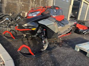 Motorne sanke Ski Doo Blackcountry XRS 850