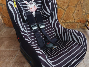 AUTOSJEDALICA ZA DJECU 0-18 KG   ZEBRA