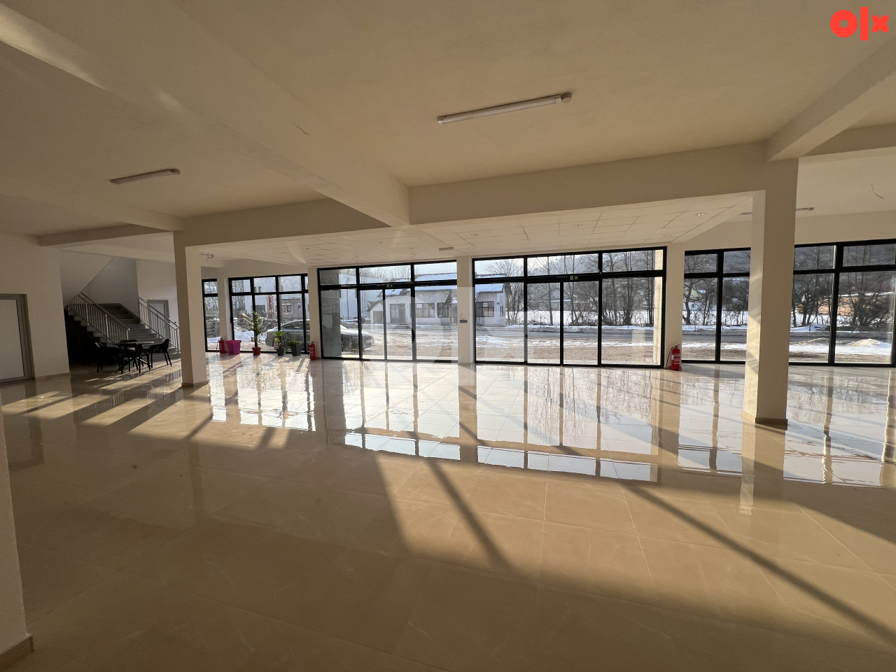 IZDAJEM Poslovni prostor Mekiš Tešanj 1200m2 4