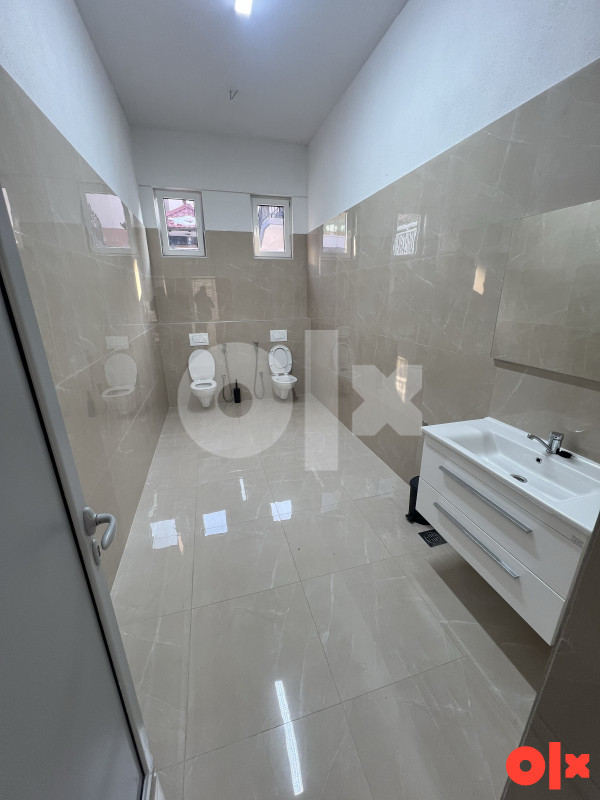 IZDAJEM Poslovni prostor Mekiš Tešanj 1200m2 6