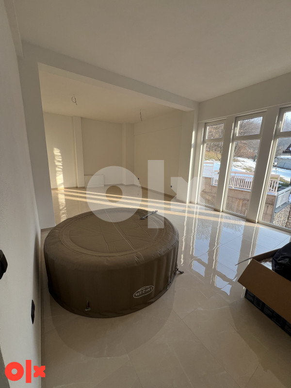 IZDAJEM Poslovni prostor Mekiš Tešanj 1200m2 12