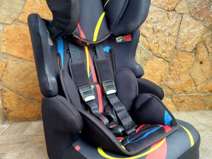 AUTOSJEDALICA ZA DJECU 9-36 KG  NANIA COLORS top stanje