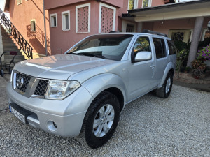 NISSAN PATHFINDER 2.5 AUTOMATIK FULL OPREMA KAO NOV