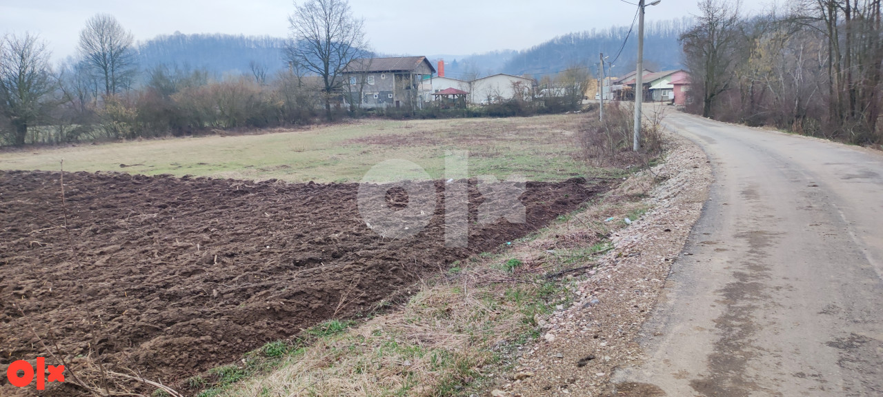 Zemljište Dobošnica - Lukavac 7000m2 2