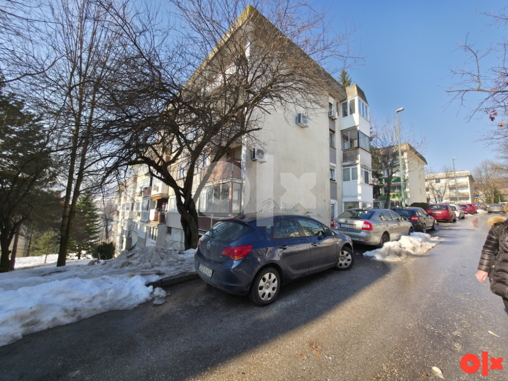 CAPITAL/ Trosoban stan Centar-Koševsko brdo/ 81.4m2/ 3.sprat