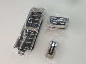 ALU PAPUČICE AUDI A4 A5 A6 Q5 AUTOMATIK