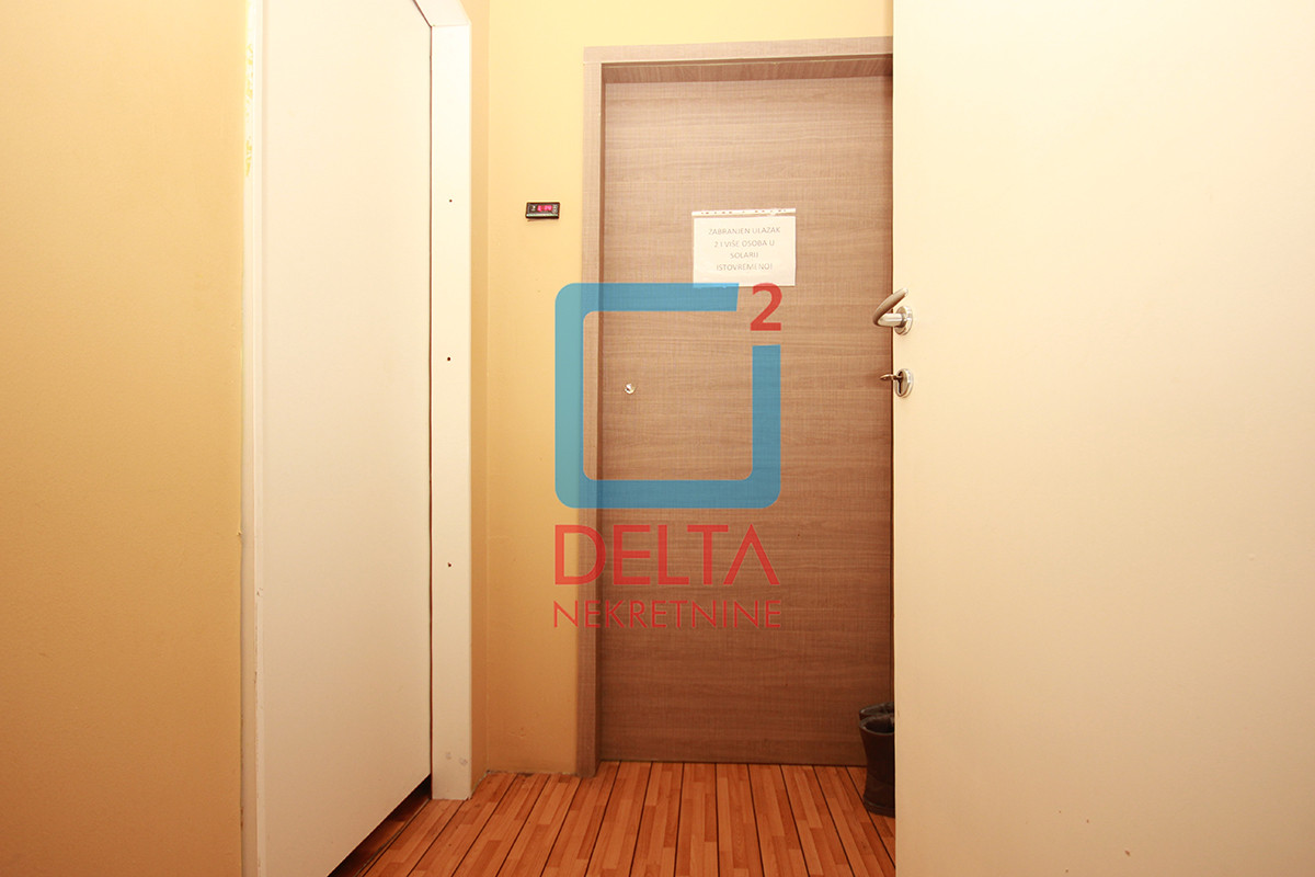 Poslovni prostor /125m2/parking/ Švrakino selo / Novi Grad 12