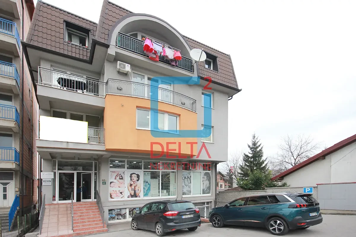 Poslovni prostor /125m2/parking/ Švrakino selo / Novi Grad