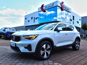Volvo XC40 2.0 B3 Automatik-Geartronic Core VIRTUAL LED FACELIFT