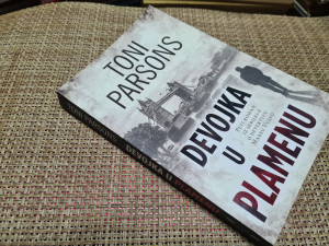 Devojka u plamenu - Toni Parsons