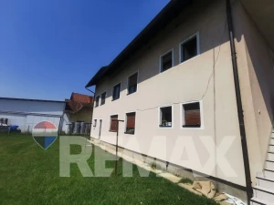 Stambeno-poslovni objekat na placu 1400m2 u Trnu photo 4