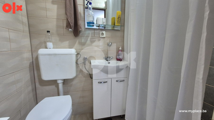 Kancelarijski prostor, Centar, Tuzla 12m2 2