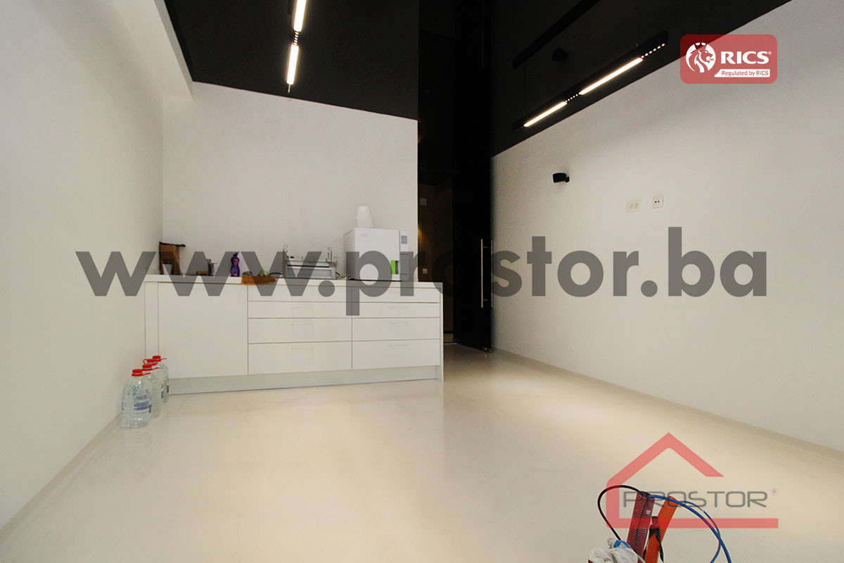 PROSTOR izdaje: Poslovni prostor, 30m2, Otoka 2