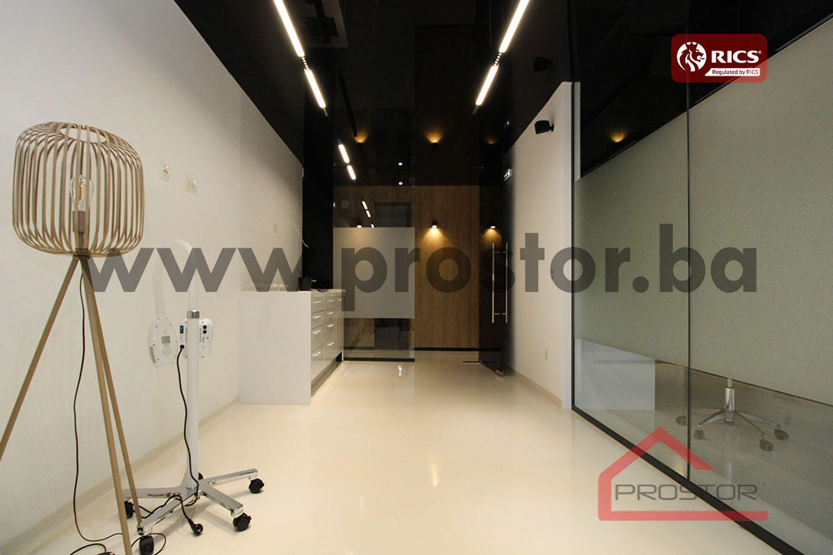PROSTOR izdaje: Poslovni prostor, 30m2, Otoka 4