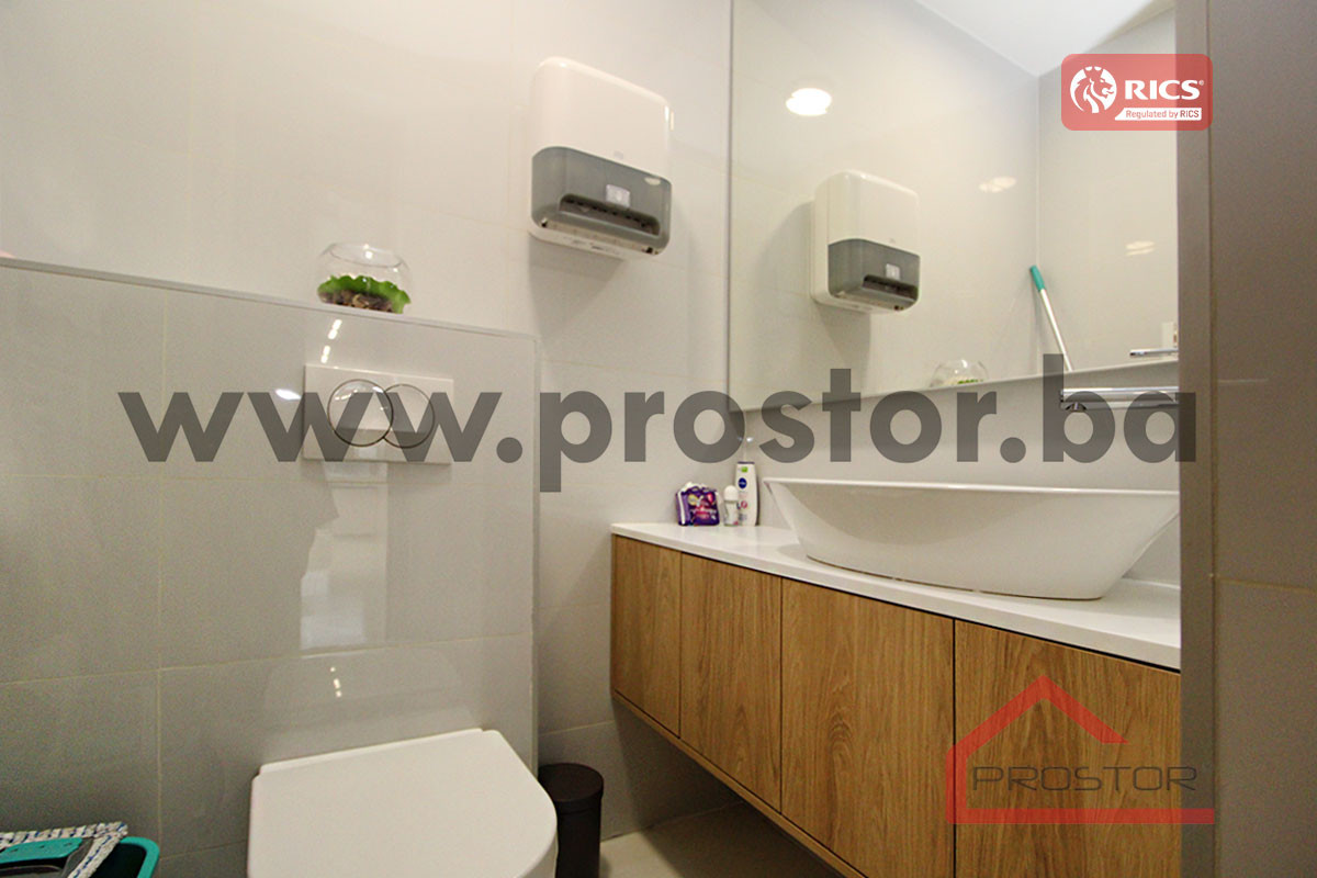 PROSTOR izdaje: Poslovni prostor, 30m2, Otoka 7