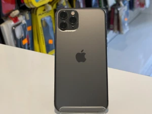 IPHONE 11 PRO 512 GB GREEN KAO NOV BEZ TRAGOVA 78% BAT GAR 3M