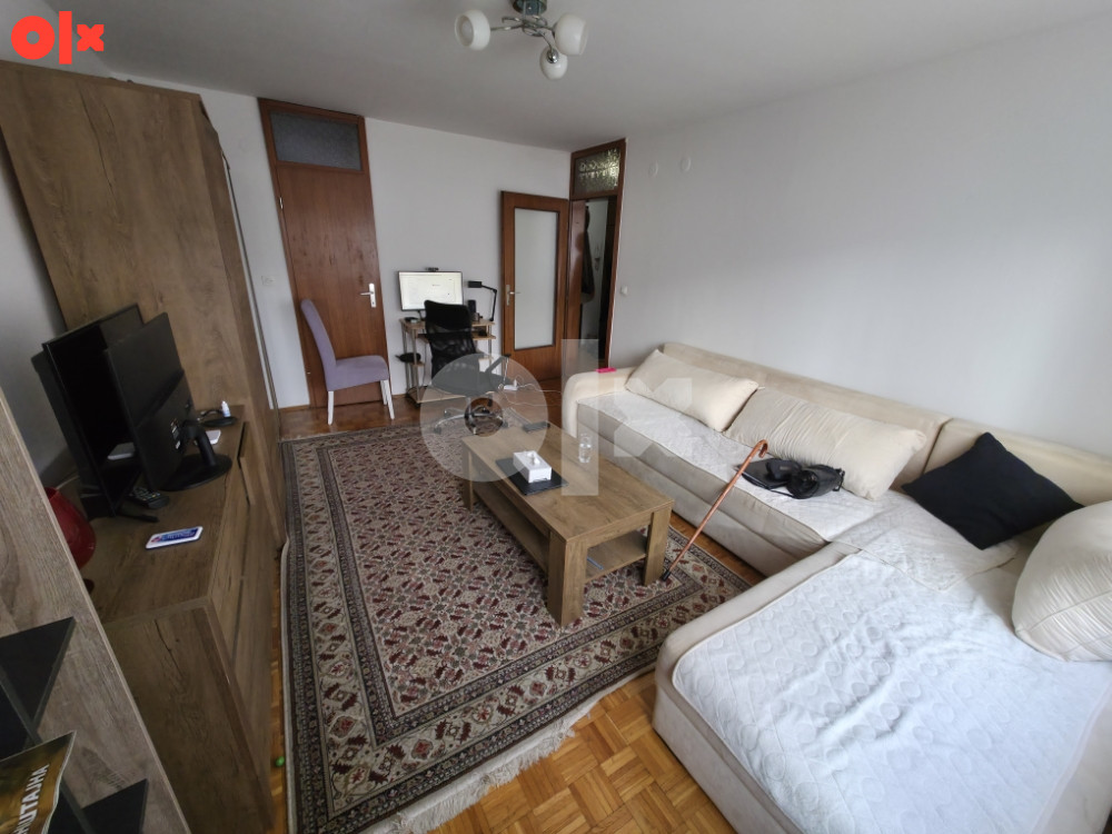 CAPITAL/ Stan Hrasno/ 38+5m2/ 3.sprat-lift/ Milana Preloga 3