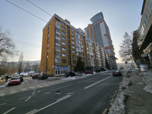 CAPITAL/ Stan Hrasno/ 38+5m2/ 3.sprat-lift/ Milana Preloga