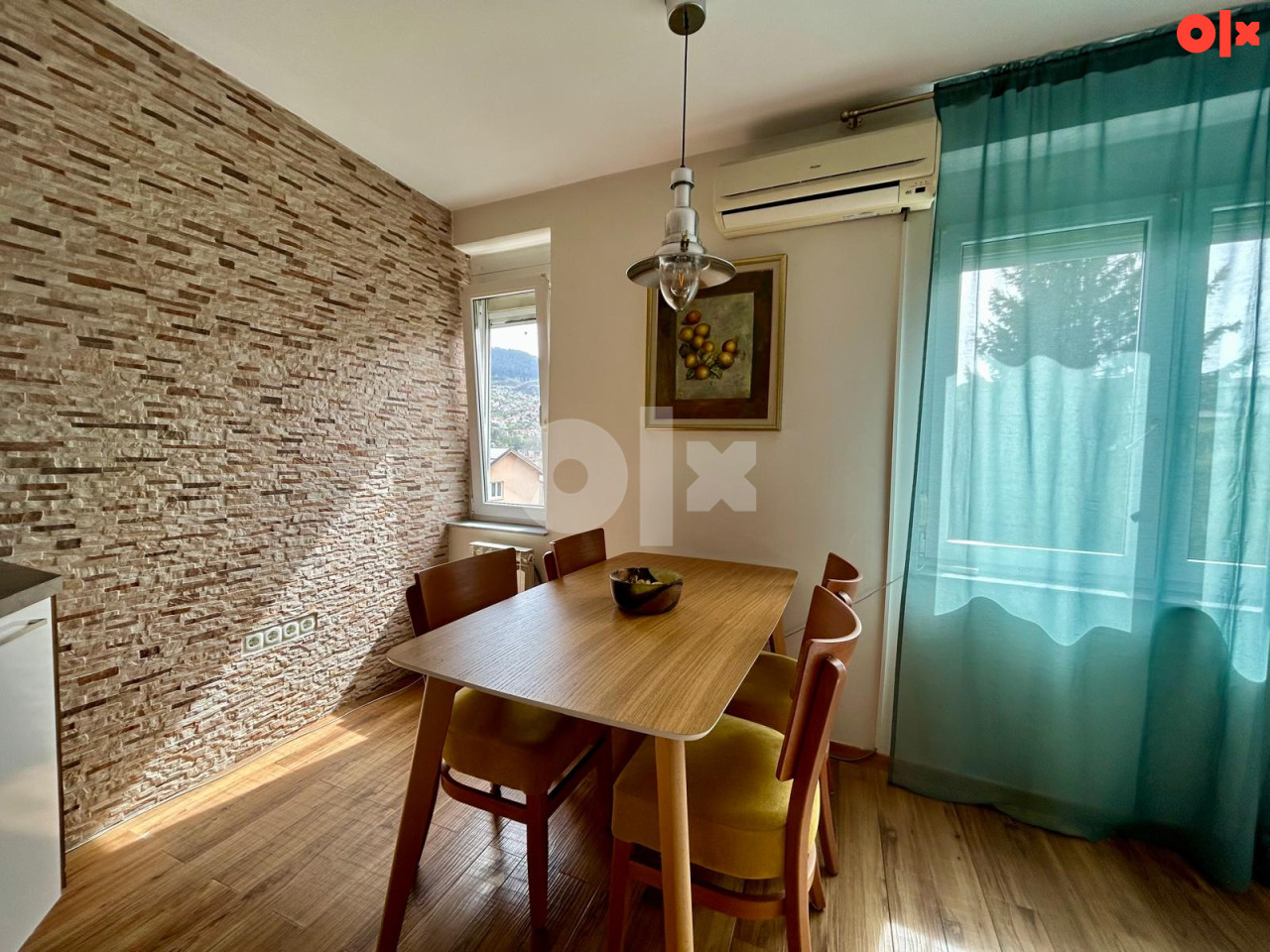 Adaptiran trosoban stan Centar / Mejtaš, Mehmeda Handžića /77m2 20