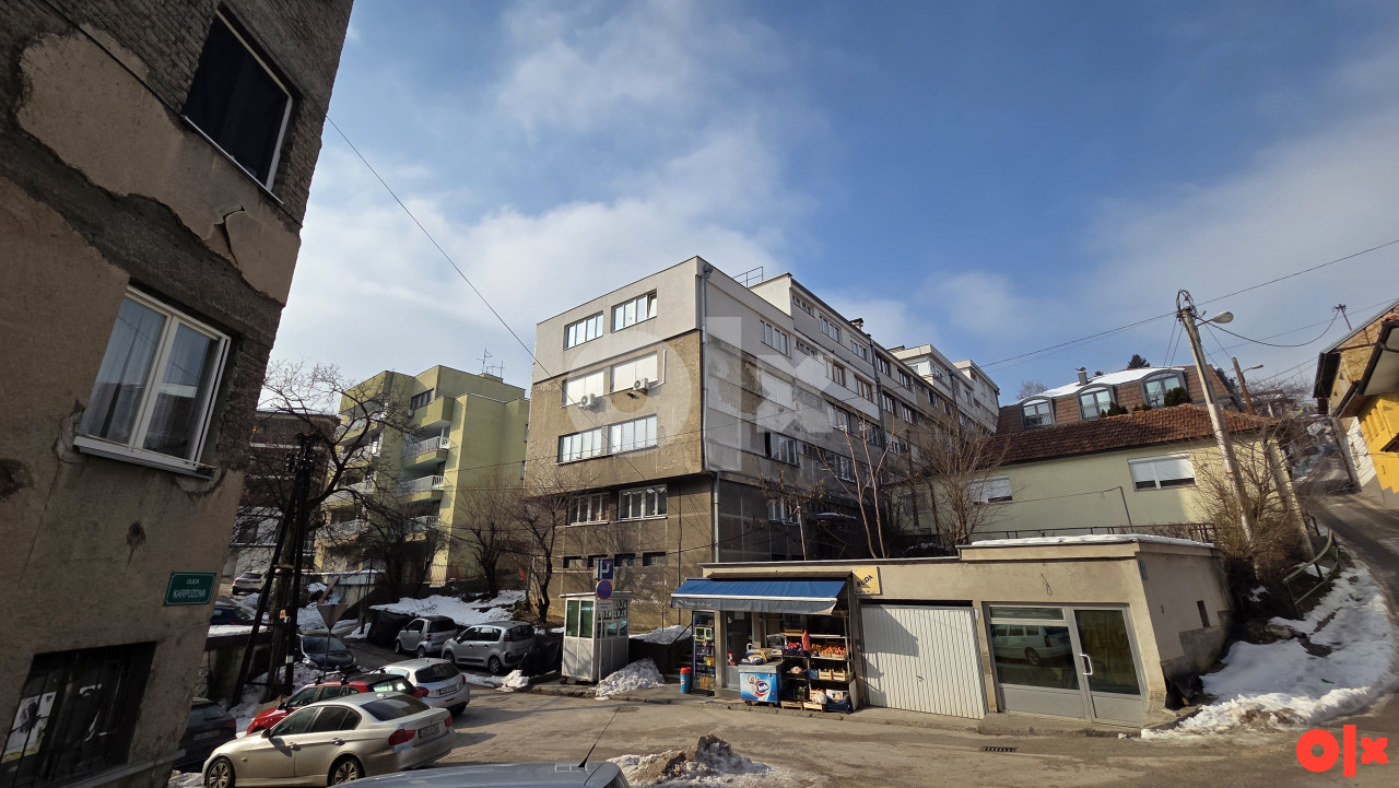 Adaptiran trosoban stan Centar / Mejtaš, Mehmeda Handžića /77m2 21