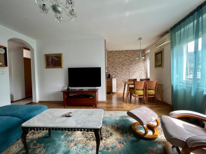 Adaptiran trosoban stan Centar / Mejtaš, Mehmeda Handžića /77m2 photo 4