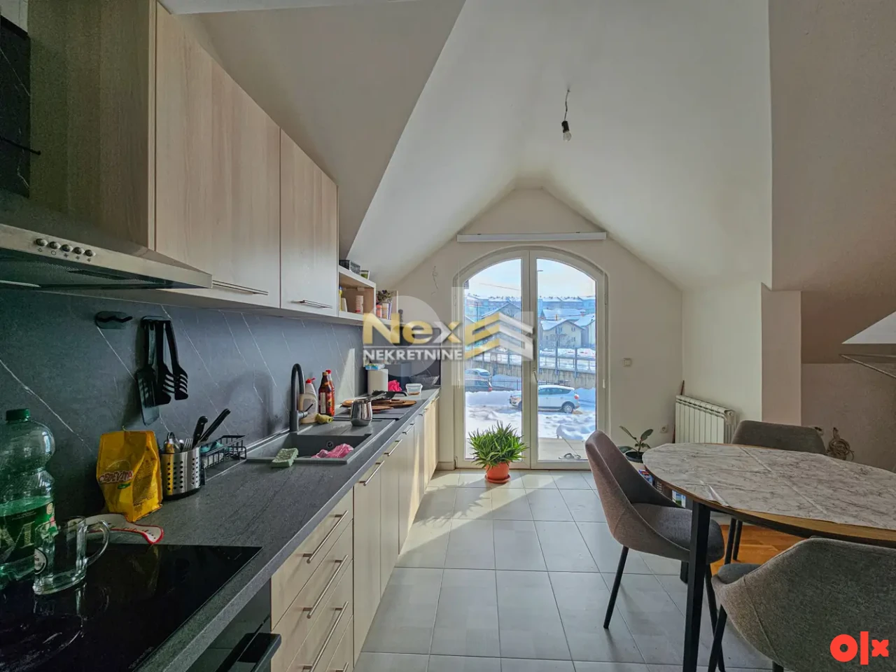 Ekskluzivna kuća u naselju Vojničko polje/Novi Grad 228 m2 17