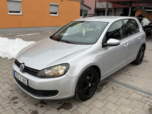 Volkswagen Golf VI 6 1.6 TDI 2011 God