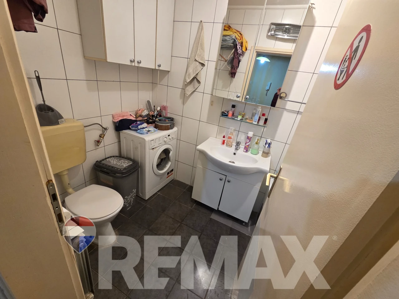 Atraktivna lokacija - na prodaju trosoban stan 59m2, širi centar 12