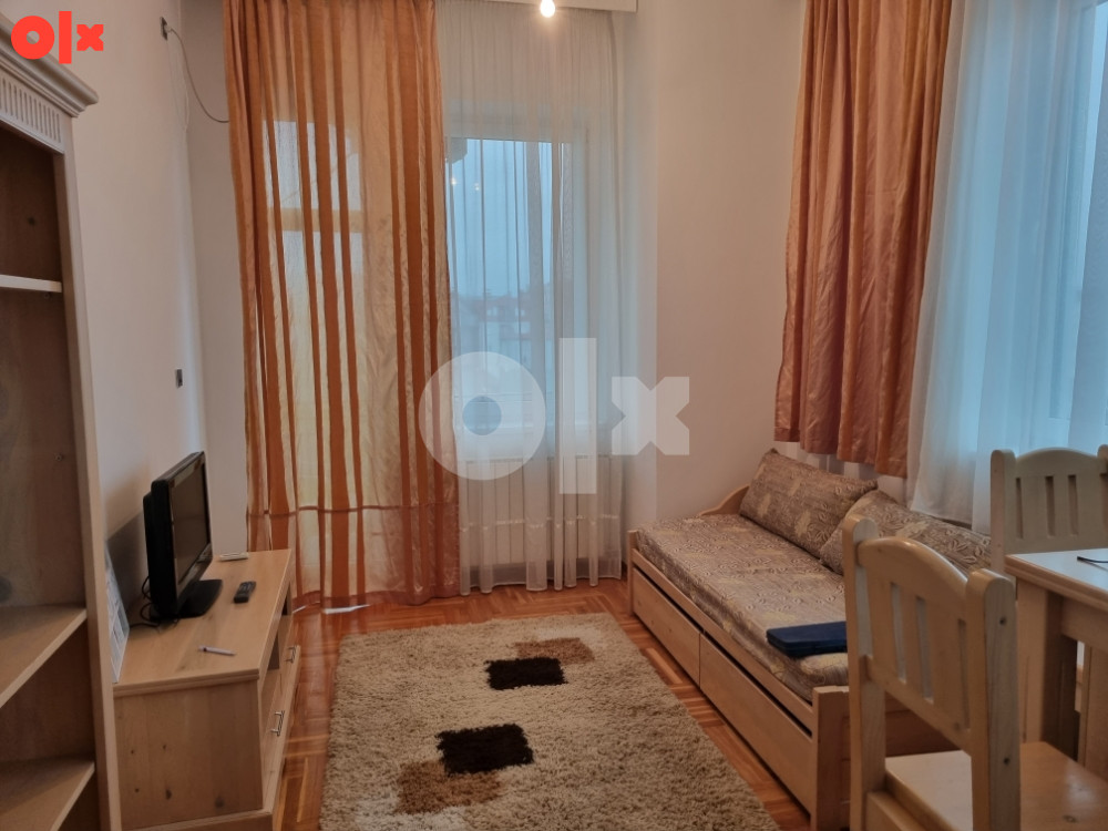 Stan u centru grada, prodaja ili izdavanje