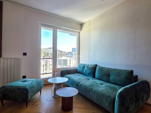 Apartman 53m2 2 Spavaće Sobe 3 Sprat Poljice Jahorina