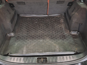 KADA KADICA ZASTITA U GEPEKU BMW E90 E91