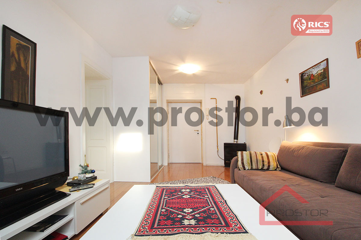 PROSTOR prodaje: Dvosoban stan, ul. Ferhadija, Stari Grad 5
