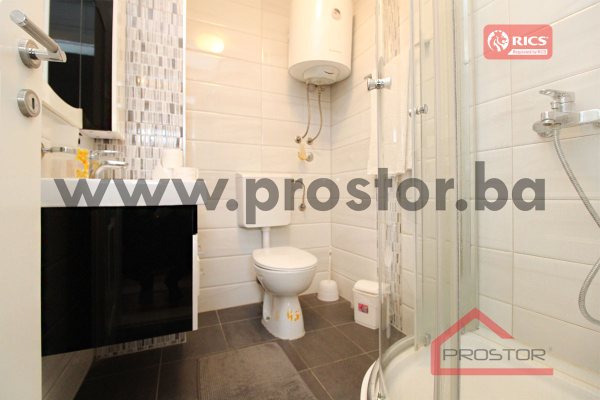 PROSTOR prodaje: Dvosoban stan, ul. Ferhadija, Stari Grad 10