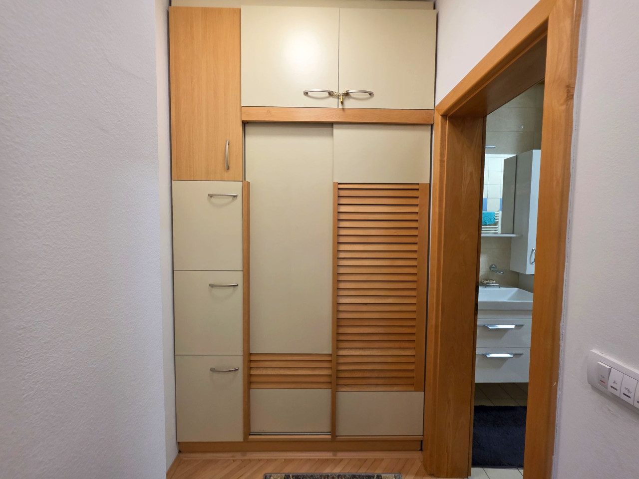 MY SPACE/ Stan/ Centar/ RENOVIRAN/ NAMJESTEN/ 74(86)m2 24