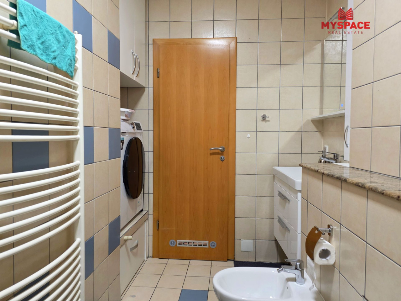 MY SPACE/ Stan/ Centar/ RENOVIRAN/ NAMJESTEN/ 74(86)m2 26