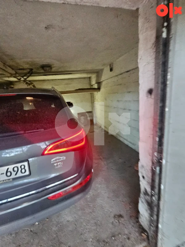 Garaža Blatuša 21m2 2