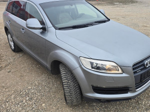 DIJELOVI Audi Q7 4L (05-09) 3.0 171kW 2008 vrata branik blatobran