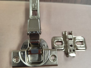 BLUM kriva spojnica baglama sa amortizerom - 17572