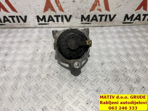 Nosač MOTORA Audi A5 8W F5 4M0199372FC 2017