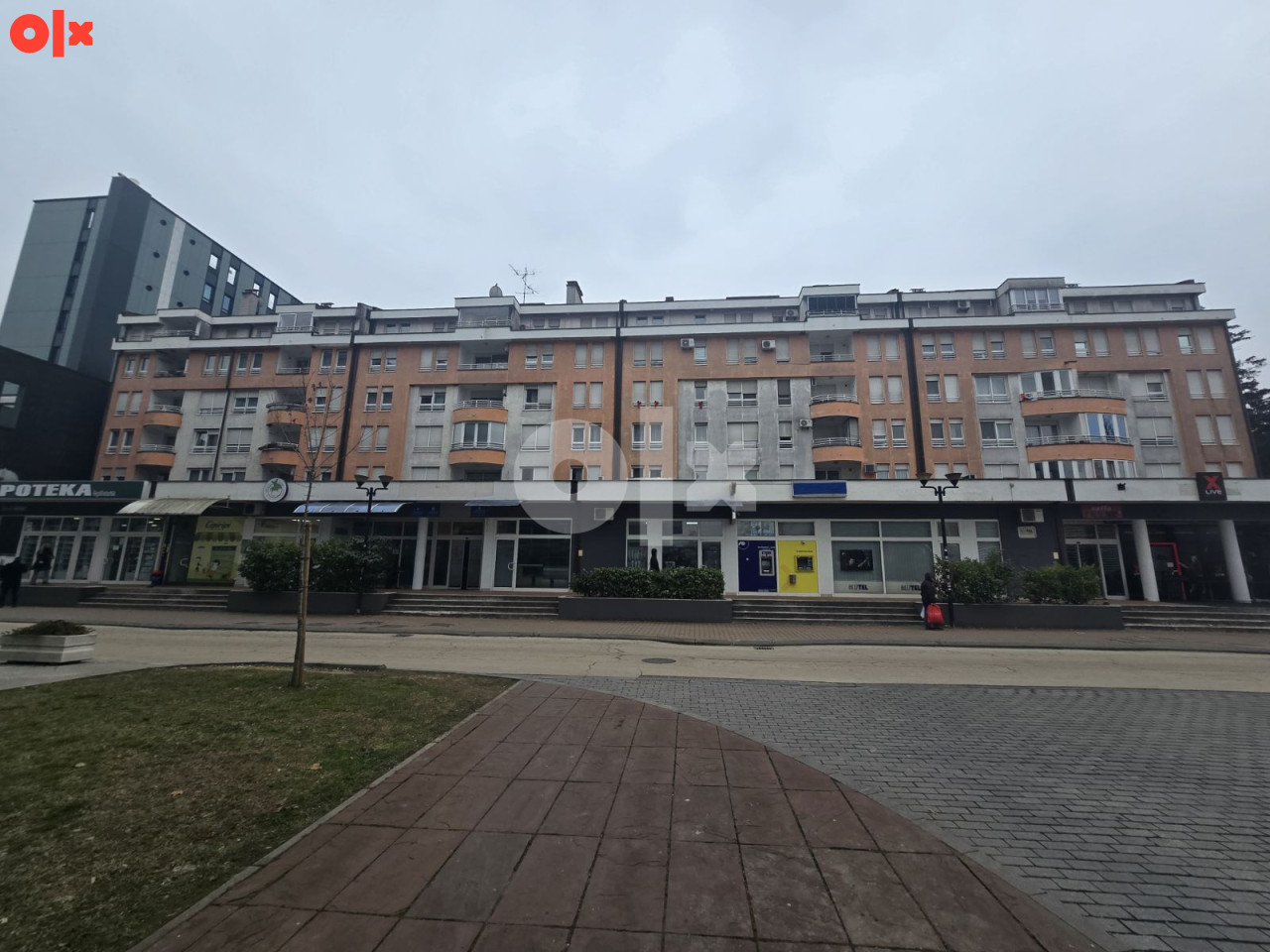 LIJEP FUNKCIONALAN stan 71m2 zgrada Vlade RS Banja Luka