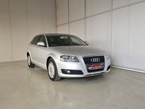 Audi A3 2.0 TDI Sportback *Godište:2009*Klima-Digitalna*Komande*
