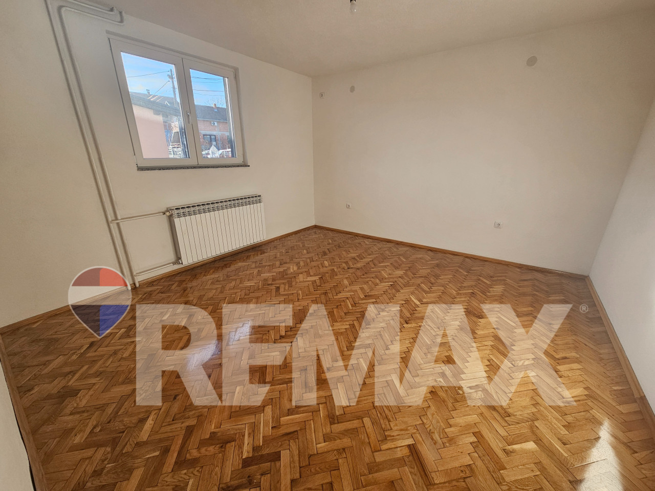 Stambeno-poslovni objekat 390m2/ Ramići 8